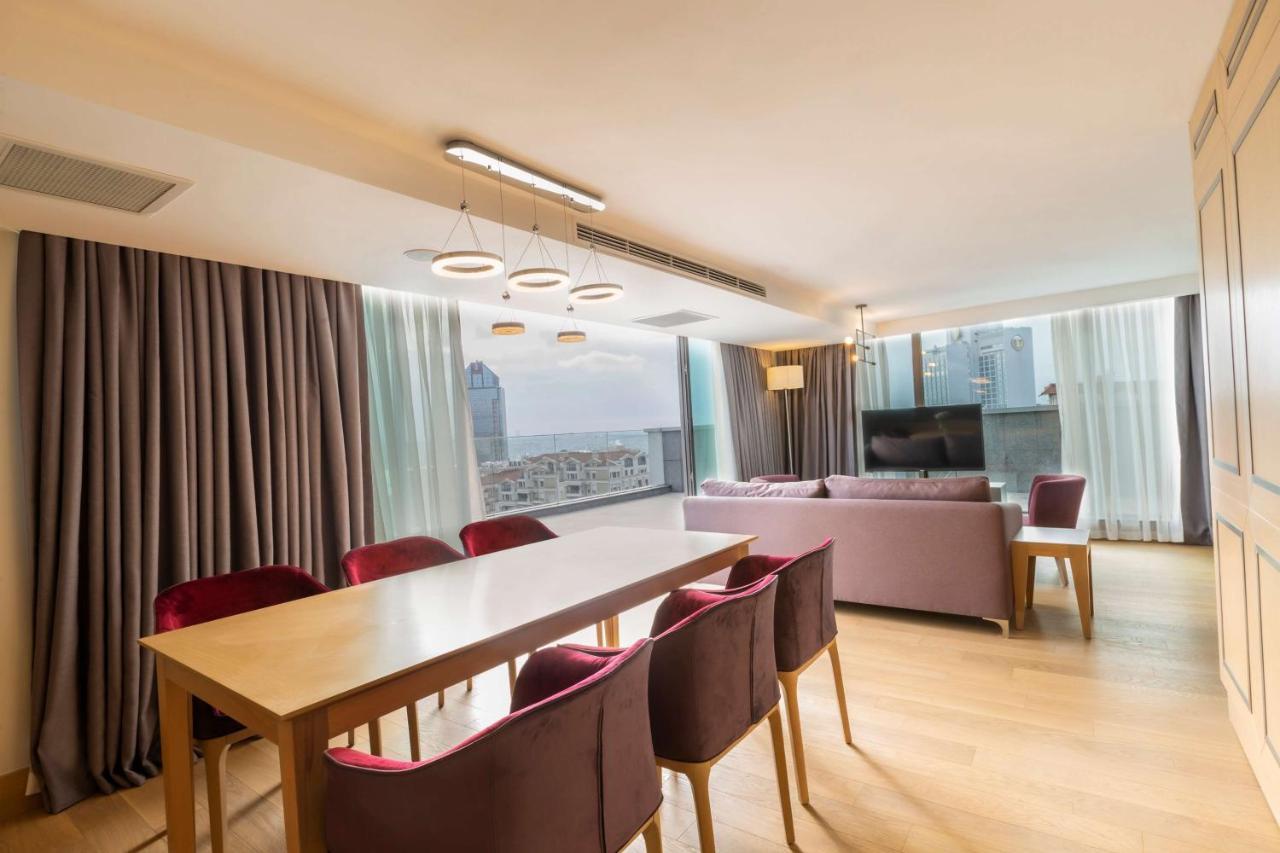 Radisson Hotel Istanbul Harbiye Exterior photo