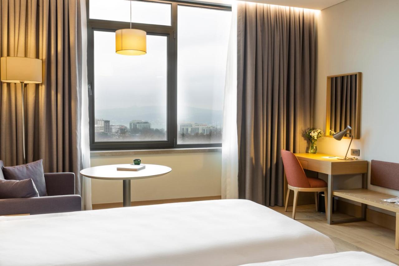 Radisson Hotel Istanbul Harbiye Exterior photo