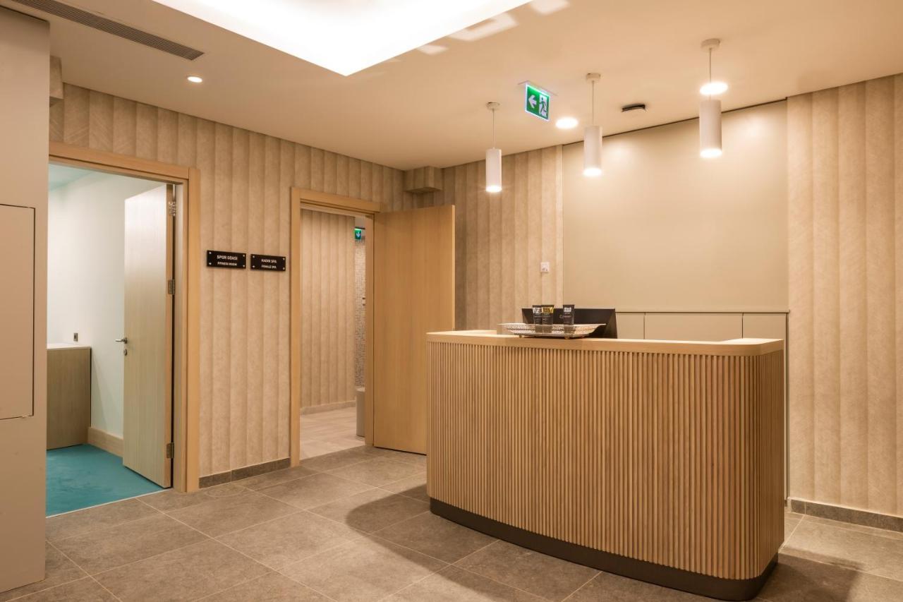 Radisson Hotel Istanbul Harbiye Exterior photo
