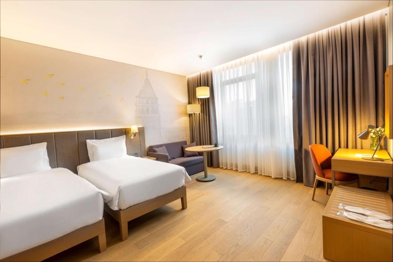 Radisson Hotel Istanbul Harbiye Exterior photo